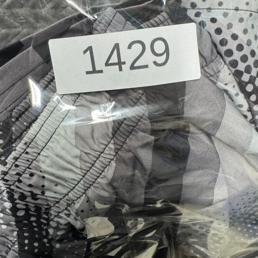 Nike Mens Grey Black Geometric Polka Dot Swim Trunks Board Shorts Large (1429)‎